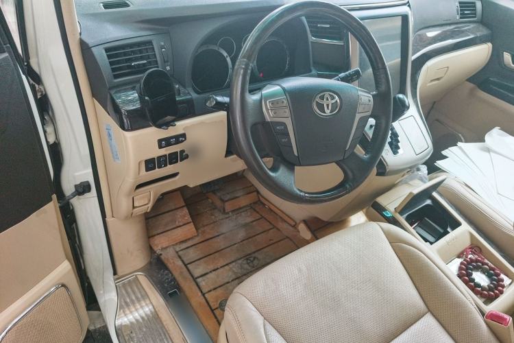 Used Toyota Alphard 2012 3.5L Luxury Edition Center Console