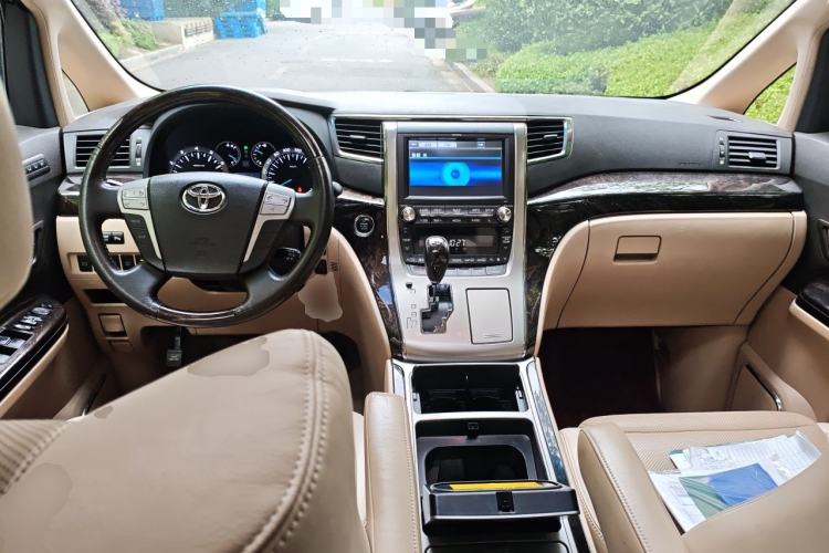 Used Toyota Alphard 2012 3.5L Luxury Edition Center Console
