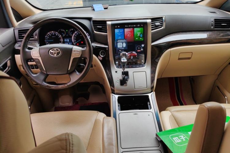 Used Toyota Alphard 2012 3.5L Luxury Edition Center Console