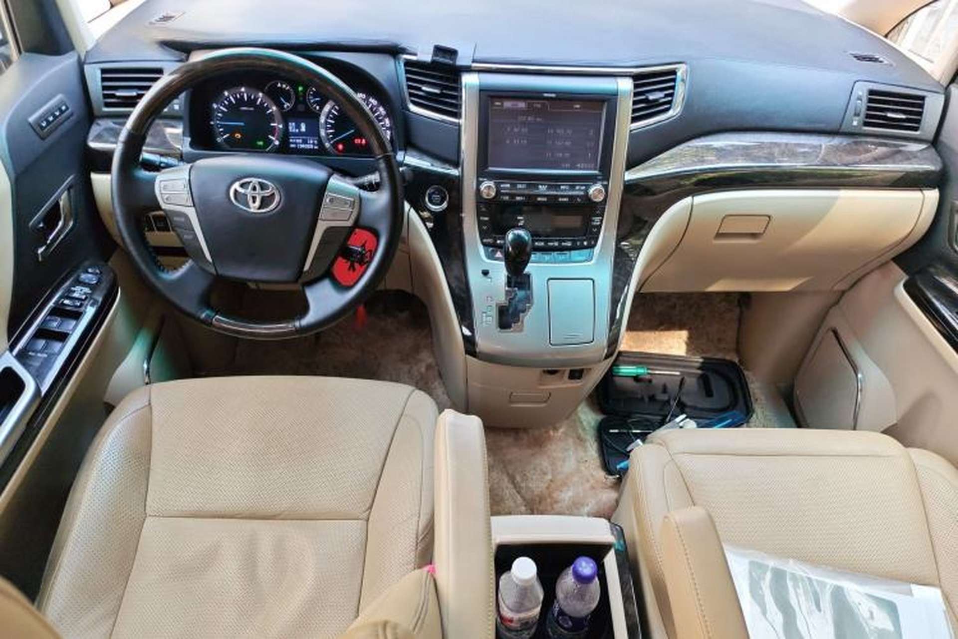 Used Toyota Alphard 2012 3.5L Luxury Edition Center Console