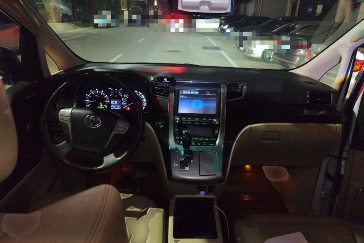 Used Toyota Alphard 2012 3.5L Luxury Edition Center Console