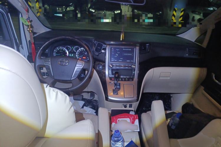 Used Toyota Alphard 2012 3.5L Luxury Edition Center Console