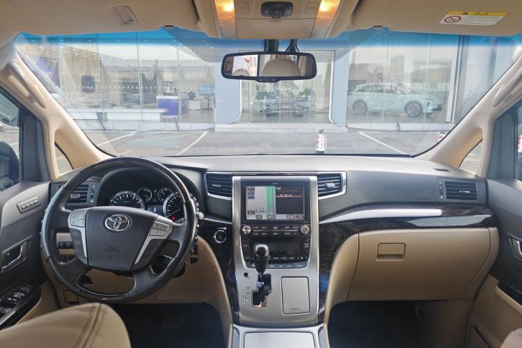 Used Toyota Alphard 2012 3.5L Luxury Edition Center Console