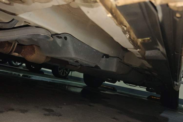 Used Toyota Alphard 2012 3.5L Luxury Edition Chassis Front Left