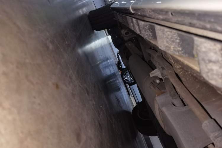 Used Toyota Alphard 2012 3.5L Luxury Edition Chassis Front Right