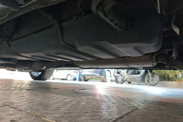 Used Toyota Alphard 2012 3.5L Luxury Edition Chassis Rear Left