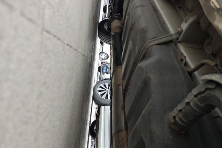 Used Toyota Alphard 2012 3.5L Luxury Edition Chassis Rear Left