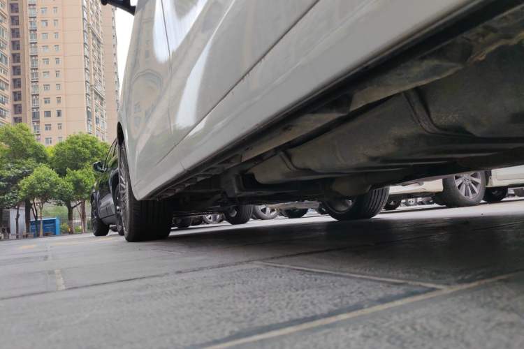 Used Toyota Alphard 2012 3.5L Luxury Edition Chassis Rear Left
