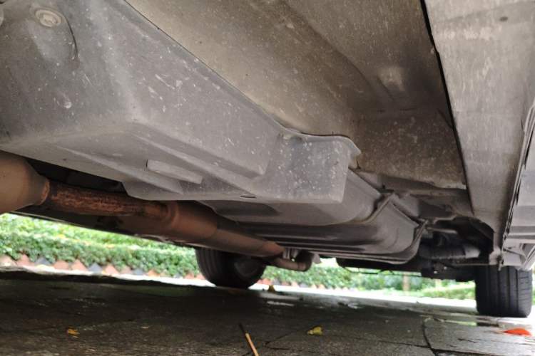 Used Toyota Alphard 2012 3.5L Luxury Edition Chassis Rear Left
