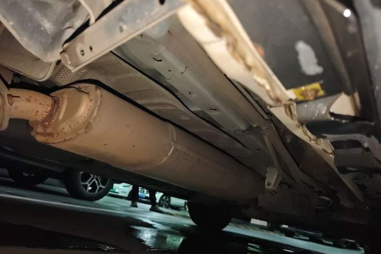 Used Toyota Alphard 2012 3.5L Luxury Edition Chassis Rear Right