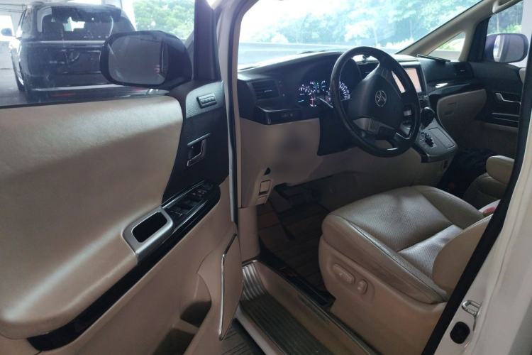 Used Toyota Alphard 2012 2.4L Luxury Edition Driver Seat
