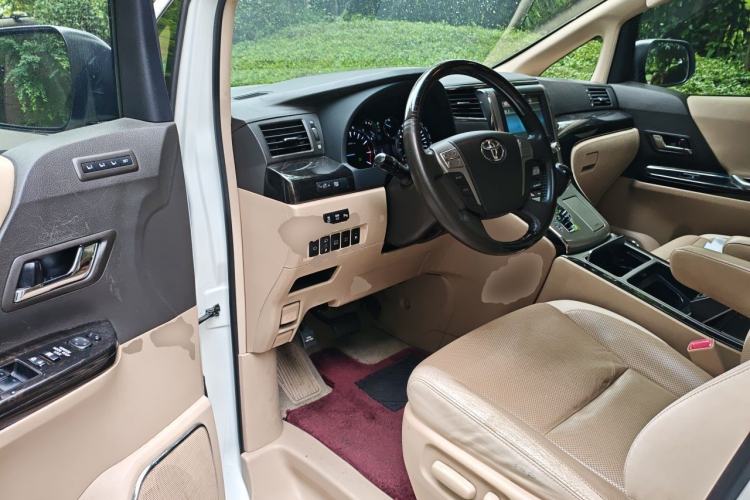 Used Toyota Alphard 2012 3.5L Luxury Edition Driver Seat