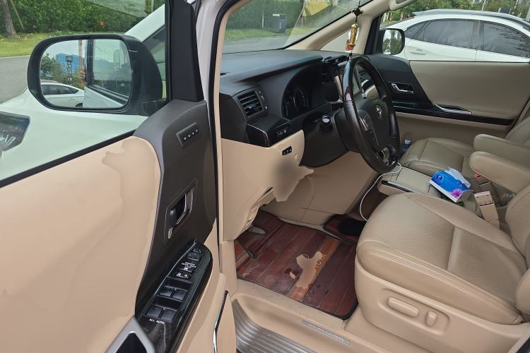 Used Toyota Alphard 2012 3.5L Luxury Edition Driver Seat