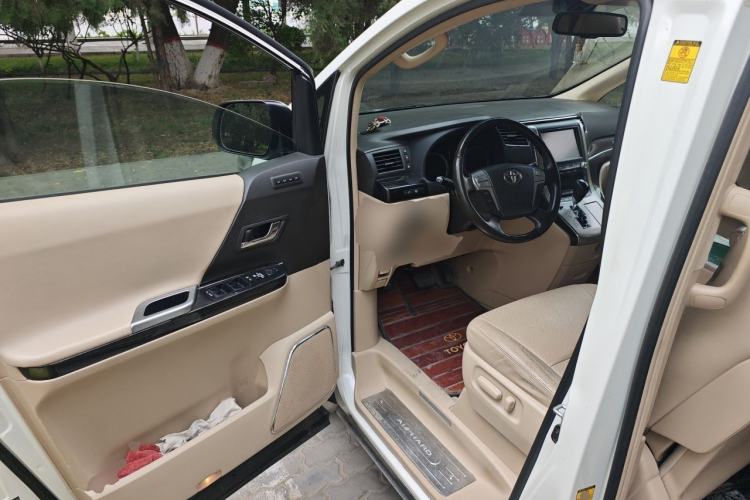 Used Toyota Alphard 2012 3.5L Luxury Edition Driver Seat