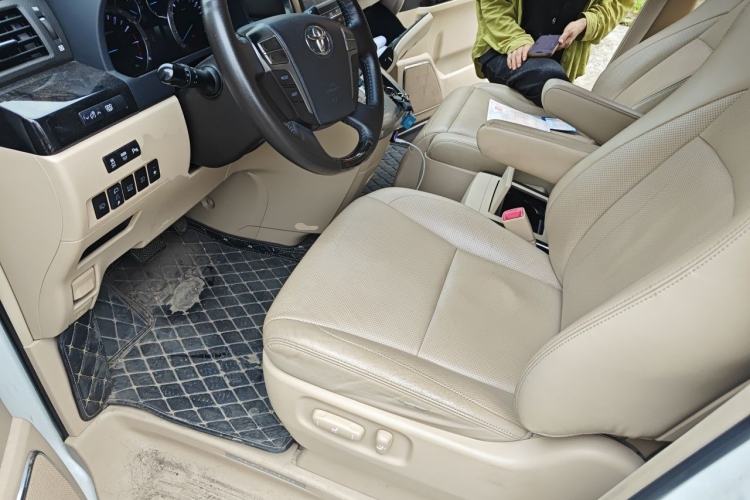 Used Toyota Alphard 2012 3.5L Luxury Edition Driver Seat