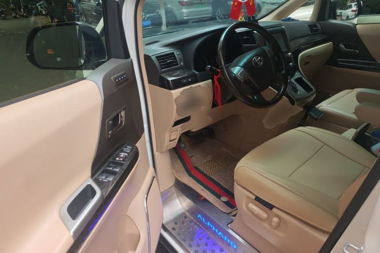 Used Toyota Alphard 2012 3.5L Luxury Edition Driver Seat
