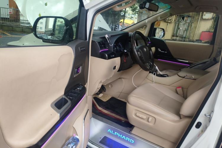 Used Toyota Alphard 2012 3.5L Luxury Edition Driver Seat