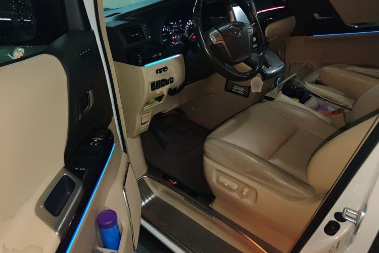 Used Toyota Alphard 2012 3.5L Luxury Edition Driver Seat