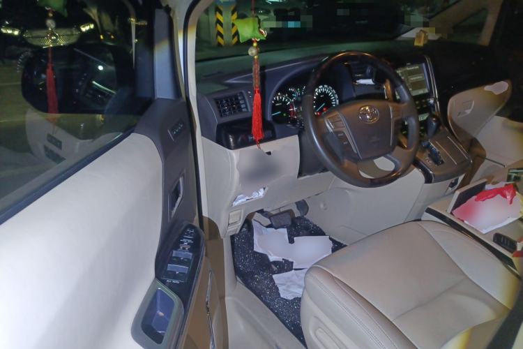 Used Toyota Alphard 2012 3.5L Luxury Edition Driver Seat