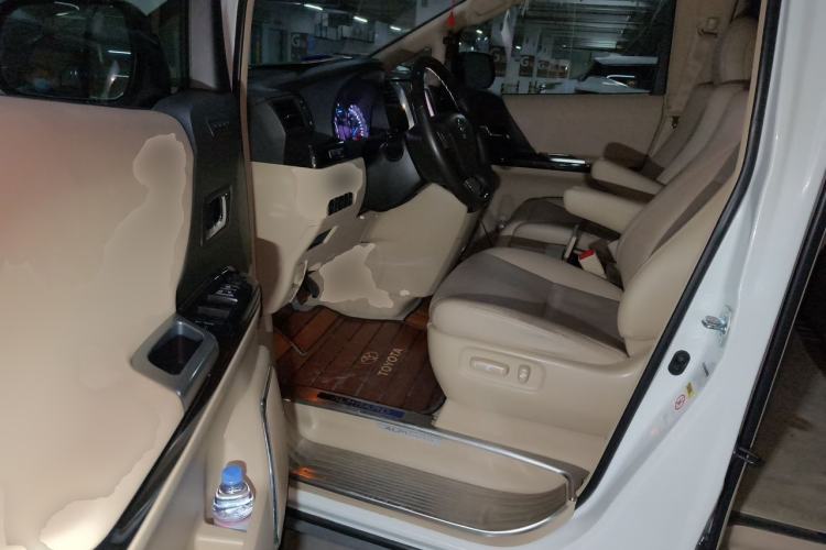 Used Toyota Alphard 2012 3.5L Luxury Edition Driver Seat