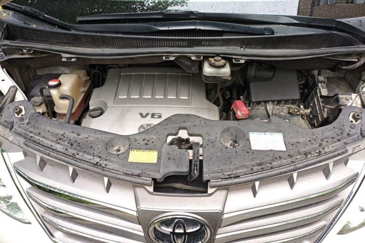 Used Toyota Alphard 2012 3.5L Luxury Edition Engine Bay