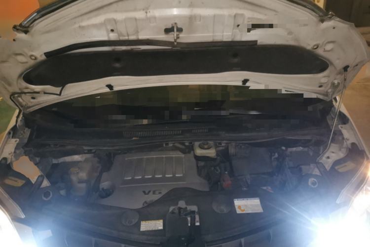 Used Toyota Alphard 2012 3.5L Luxury Edition Engine Bay