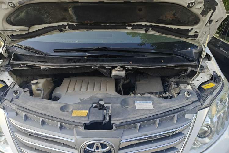 Used Toyota Alphard 2012 3.5L Luxury Edition Engine Bay