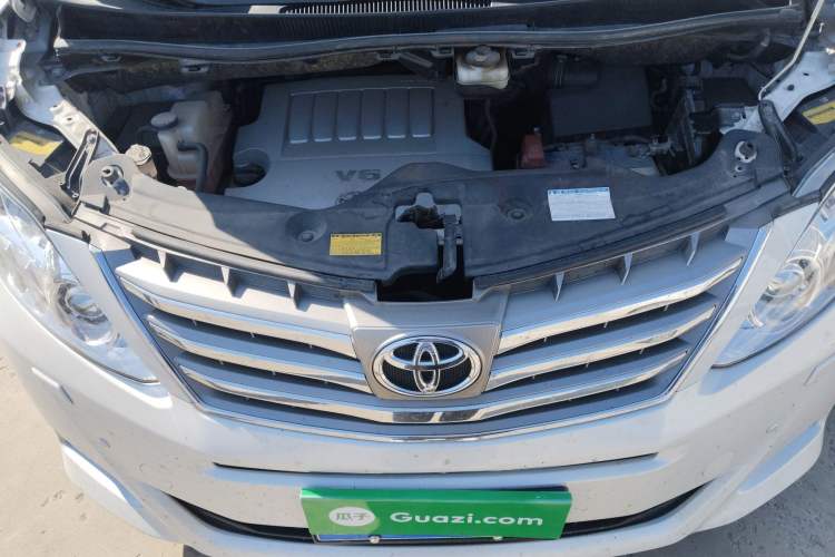 Used Toyota Alphard 2012 3.5L Luxury Edition Engine Bay