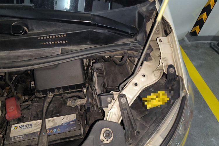 Used Toyota Alphard 2012 3.5L Luxury Edition Engine Bay Left