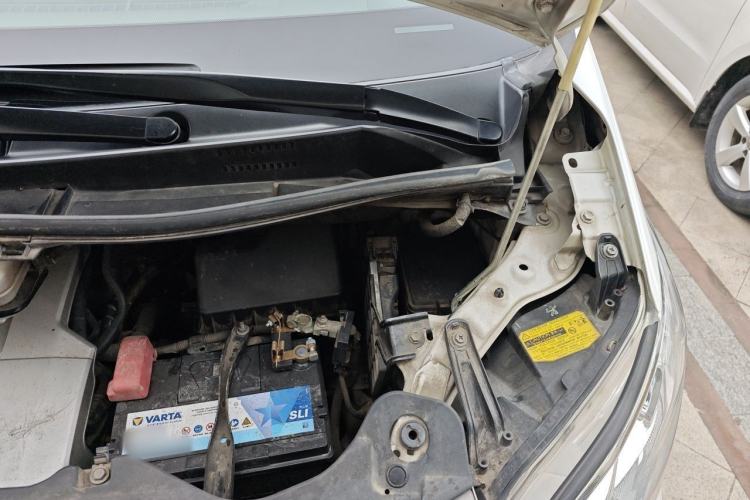 Used Toyota Alphard 2012 3.5L Luxury Edition Engine Bay Left