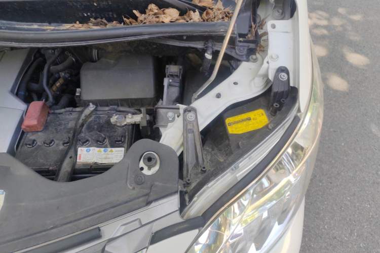 Used Toyota Alphard 2012 3.5L Luxury Edition Engine Bay Left