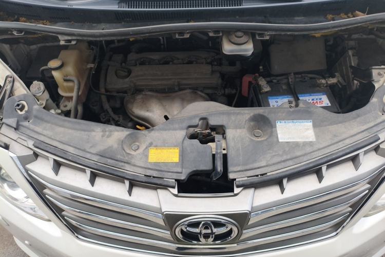 Used Toyota Alphard 2012 2.4L Luxury Edition Engine Bay