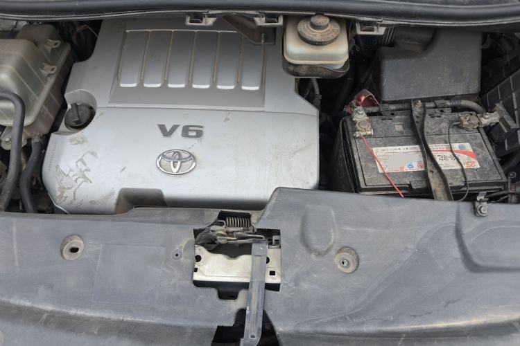 Used Toyota Alphard 2012 3.5L Luxury Edition Engine Bay
