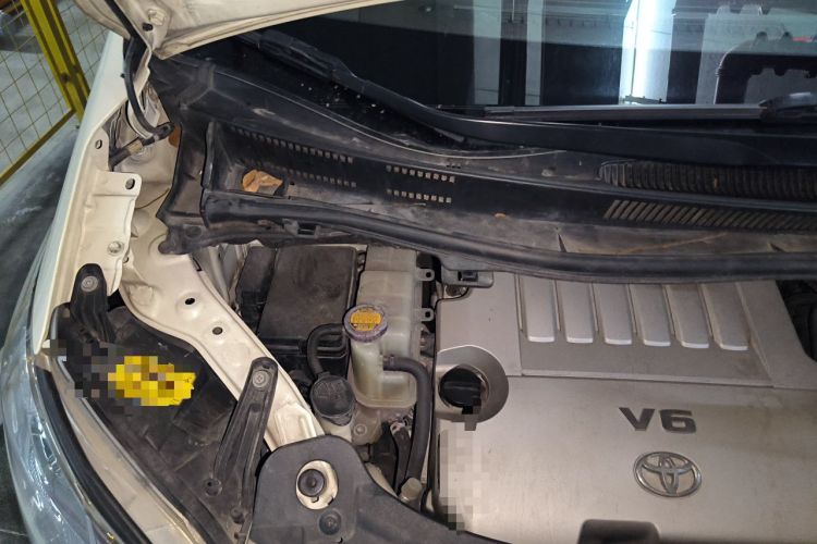 Used Toyota Alphard 2012 3.5L Luxury Edition Engine Bay Right