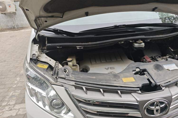 Used Toyota Alphard 2012 3.5L Luxury Edition Engine Bay Right