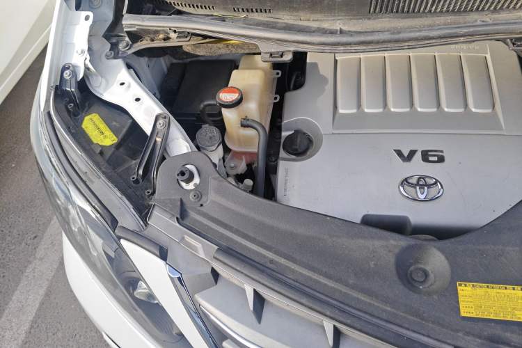 Used Toyota Alphard 2012 3.5L Luxury Edition Engine Bay Right