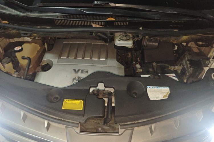 Used Toyota Alphard 2012 3.5L Luxury Edition Engine Bay