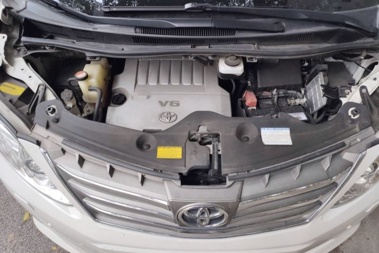 Used Toyota Alphard 2012 3.5L Luxury Edition Engine Bay