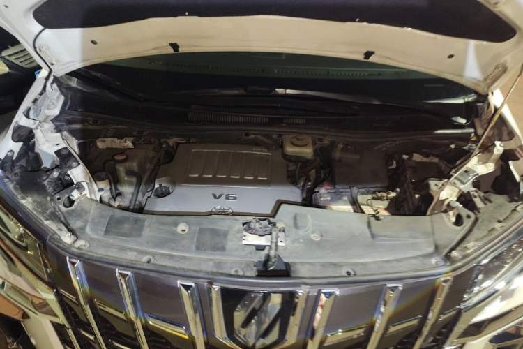 Used Toyota Alphard 2012 3.5L Luxury Edition Engine Bay
