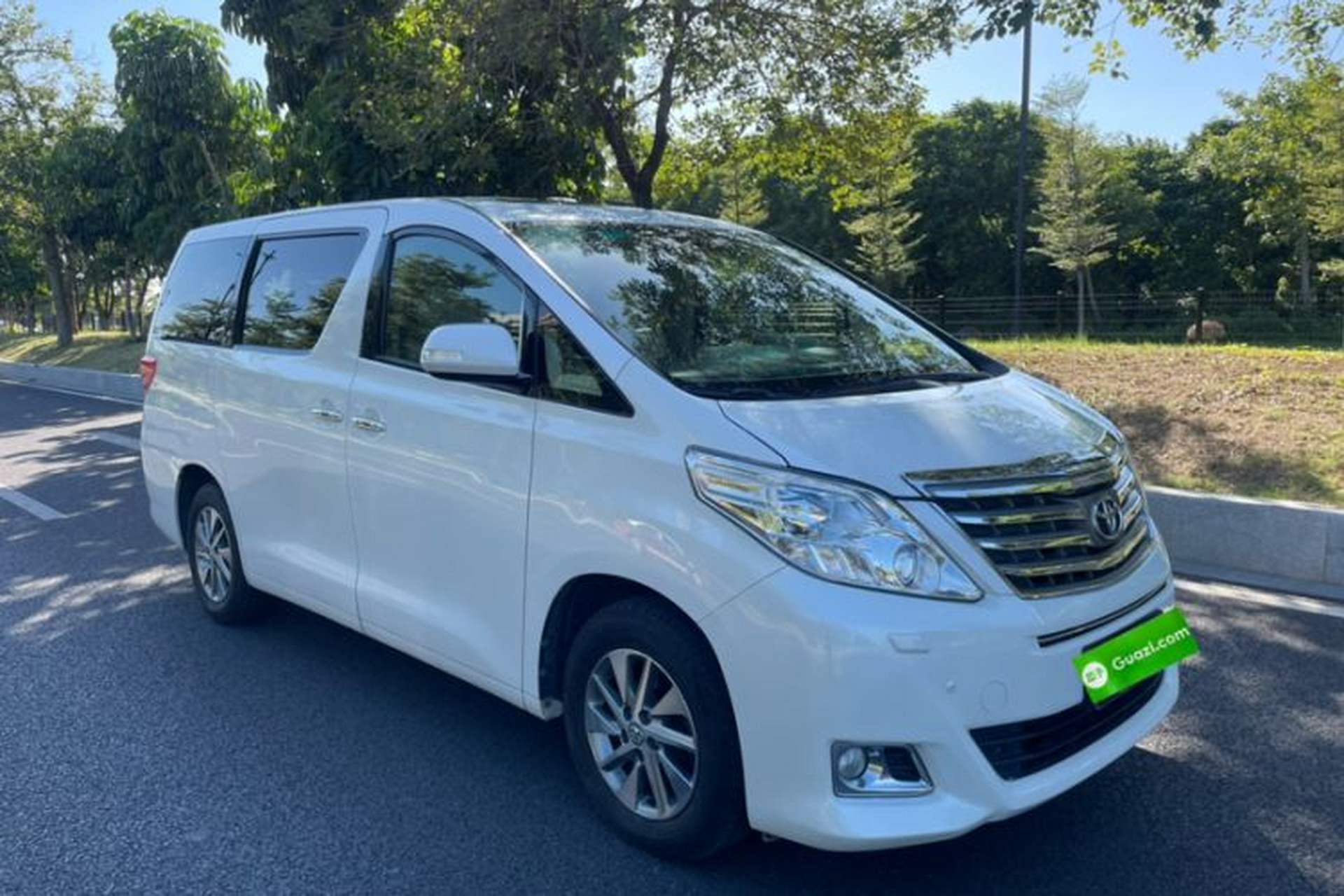 Used Toyota Alphard 2012 3.5L Luxury Edition Exterior 1