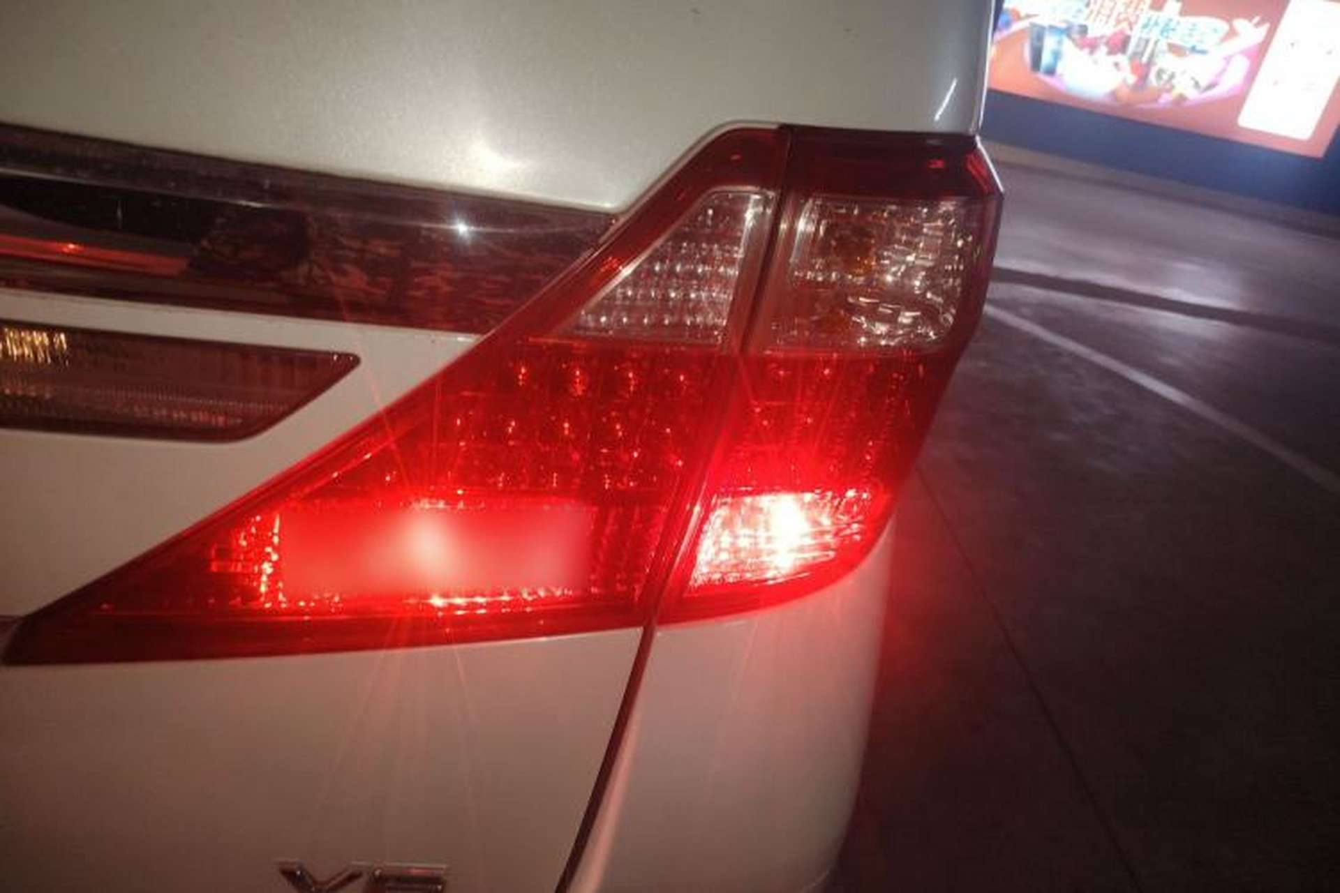Used Toyota Alphard 2012 3.5L Luxury Edition Exterior 2