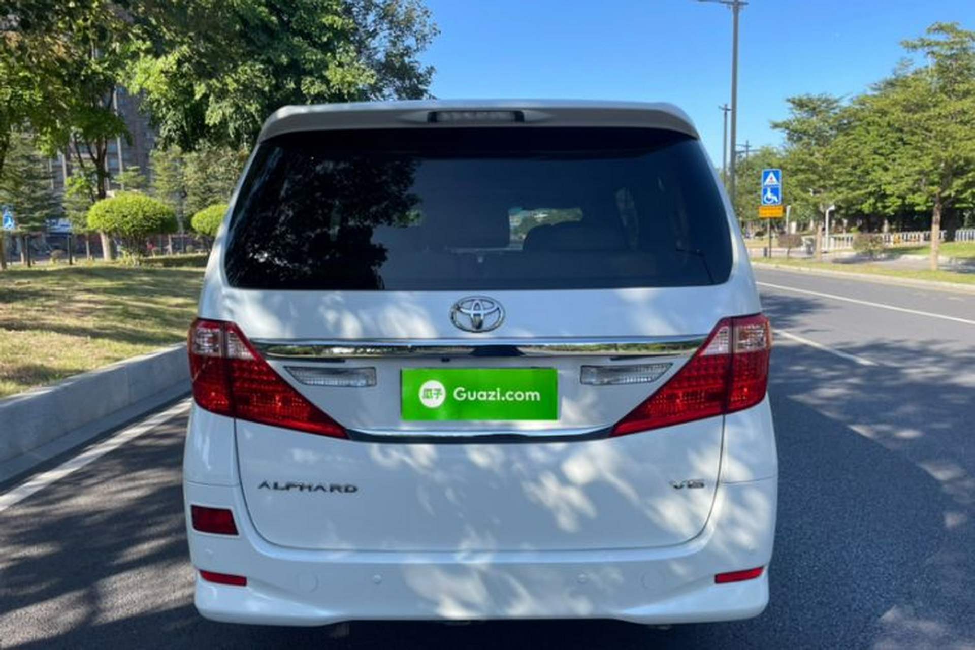 Used Toyota Alphard 2012 3.5L Luxury Edition Exterior 4