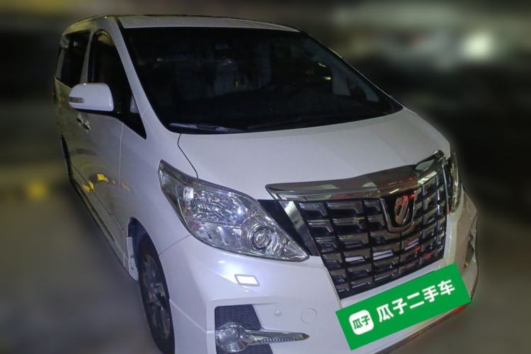 Used Toyota Alphard 2012 3.5L Luxury Edition Front Right 45 Deg