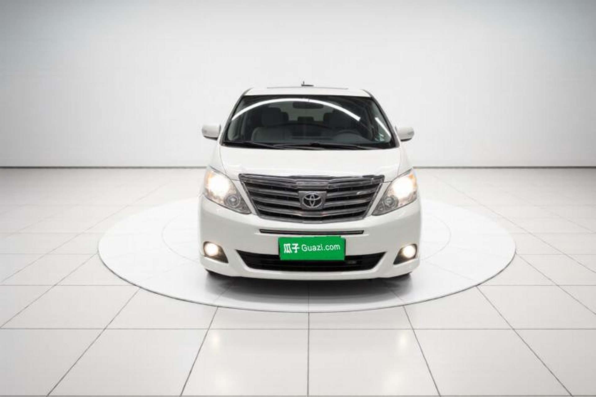 Used Toyota Alphard 2012 3.5L Luxury Edition Front