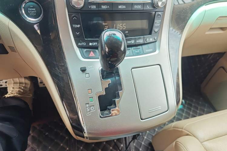 Used Toyota Alphard 2012 3.5L Luxury Edition Gear Lever