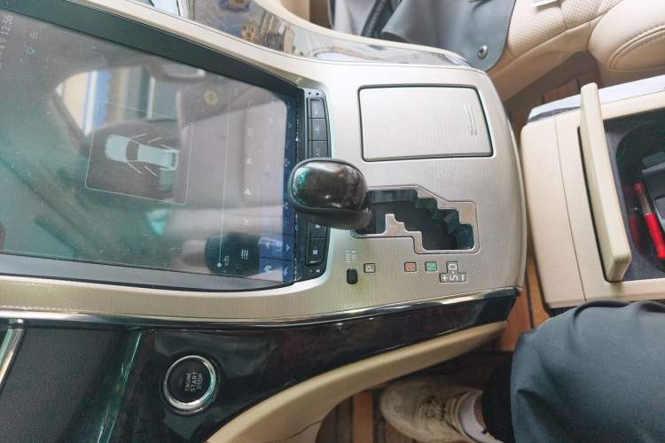 Used Toyota Alphard 2012 3.5L Luxury Edition Gear Lever