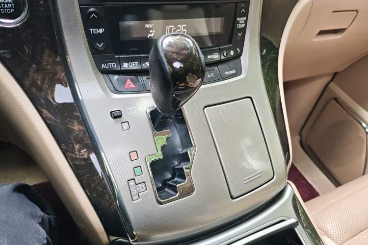 Used Toyota Alphard 2012 3.5L Luxury Edition Gear Lever