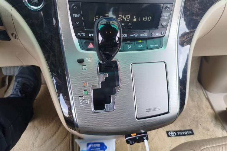 Used Toyota Alphard 2012 2.4L Luxury Edition Gear Lever