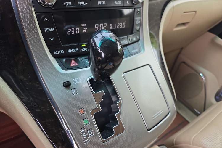 Used Toyota Alphard 2012 3.5L Luxury Edition Gear Lever