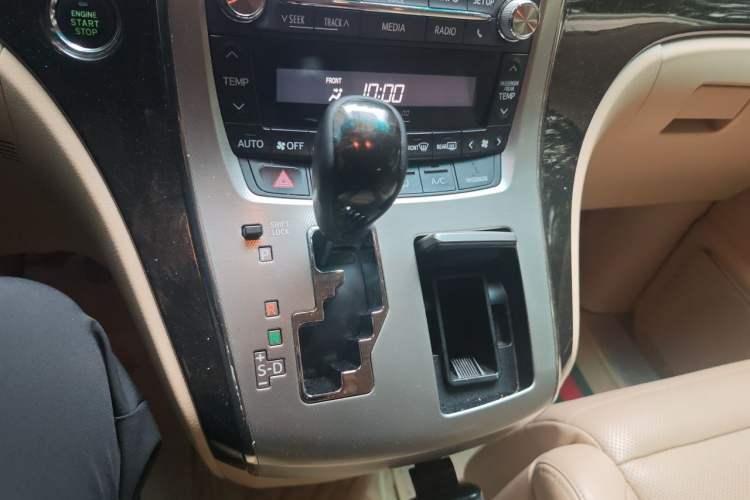 Used Toyota Alphard 2012 3.5L Luxury Edition Gear Lever